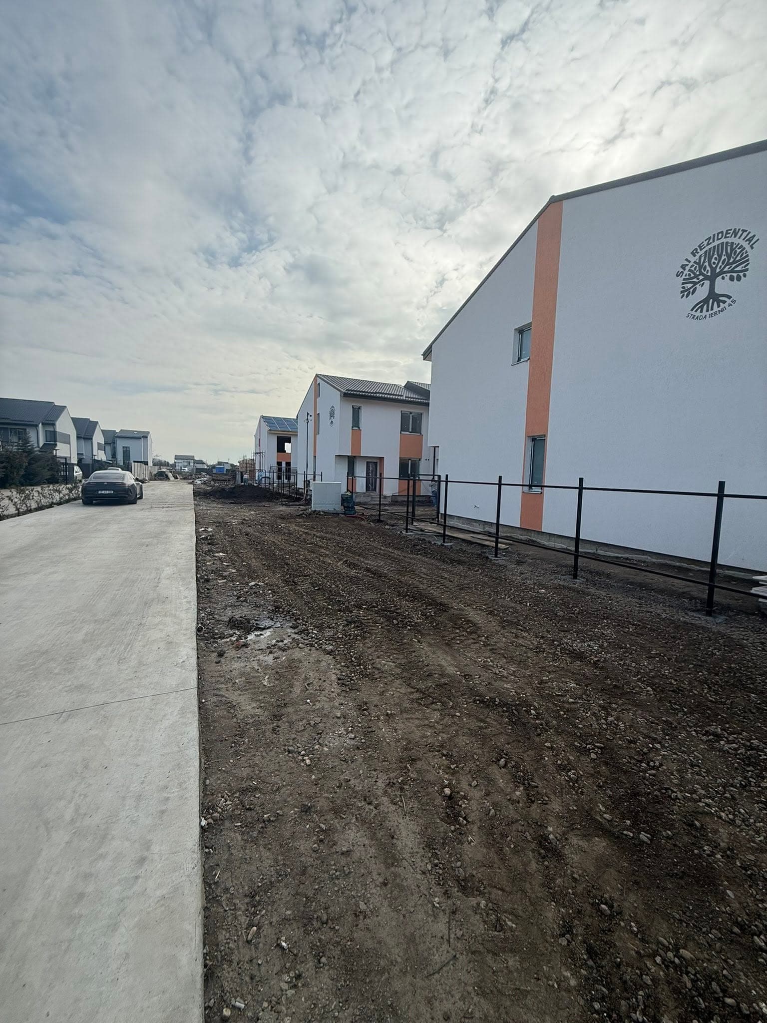 Casă înșiruită 4 camere — Sfera Bragadiru