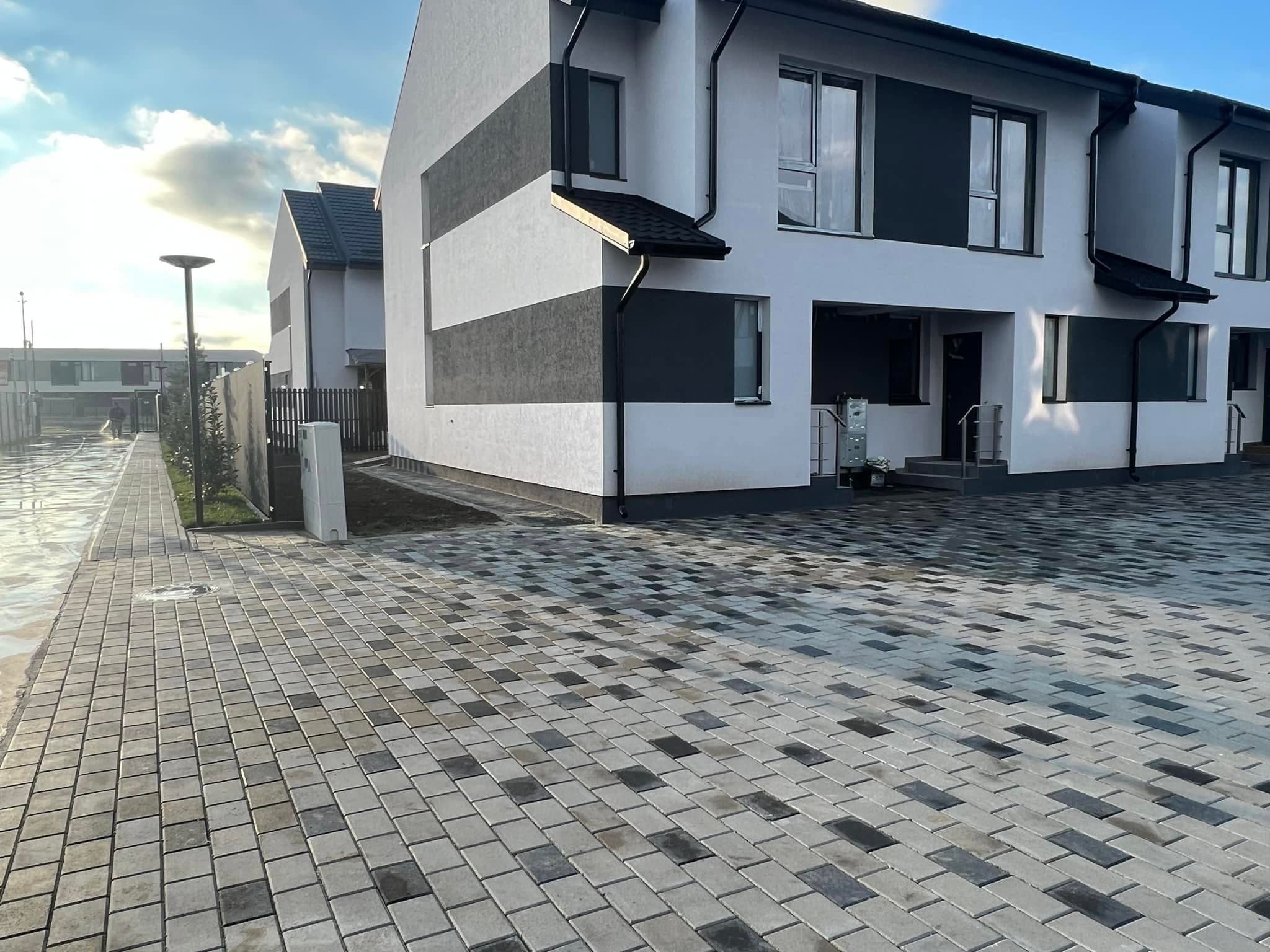 Modern duplex villa — Prelungirea Ghencea 2