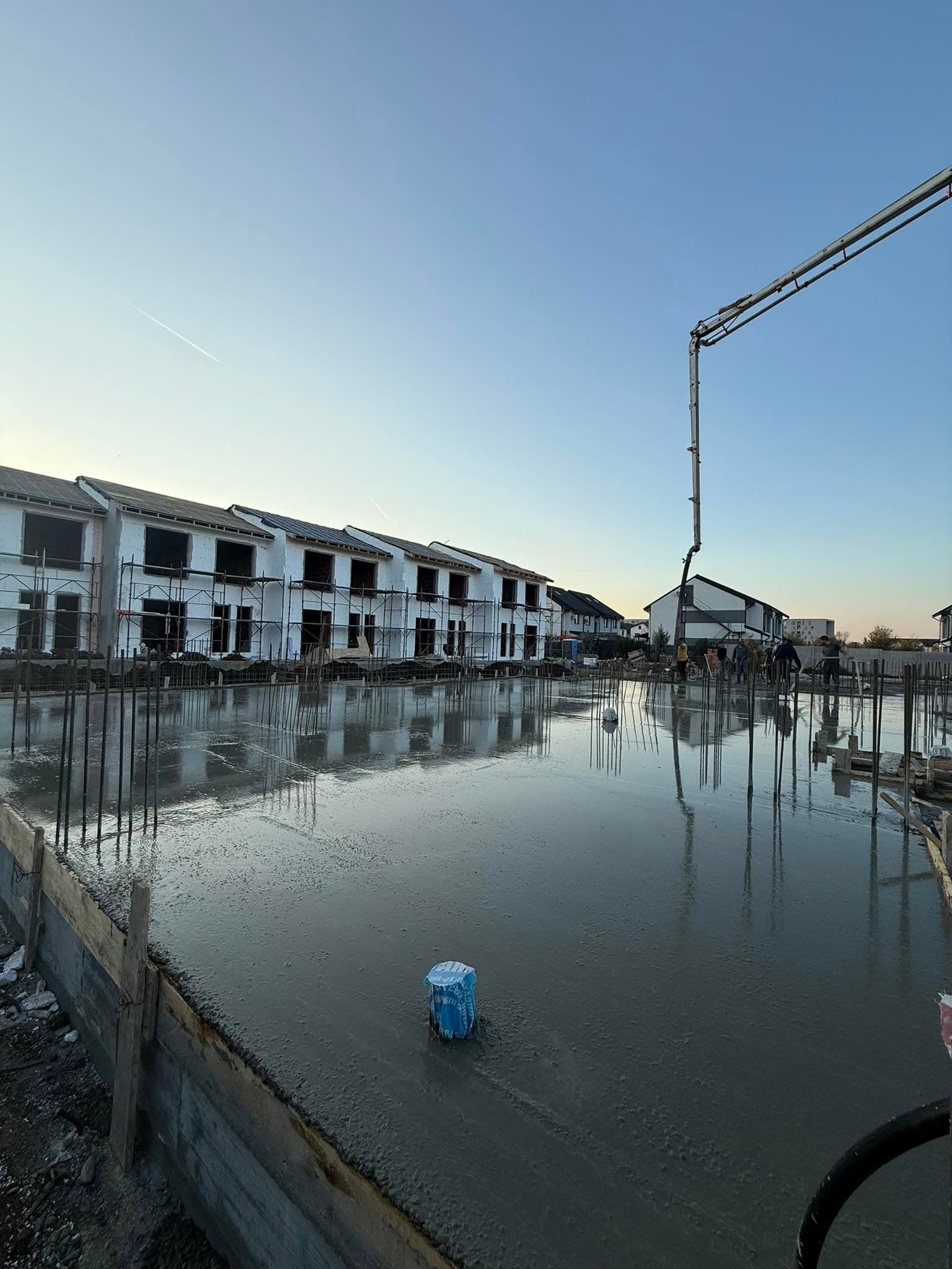 Casă înșiruită 3 camere — Iernii 45 2
